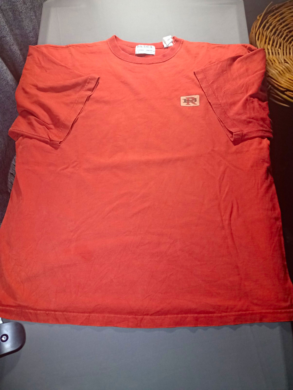 Big Rock Distressed T Shirt Men's Size XL